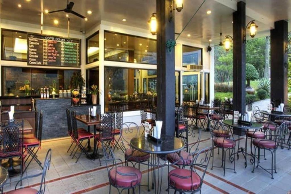Royal Hills Golf Resort & Spa Nakhon Nayok Exterior foto