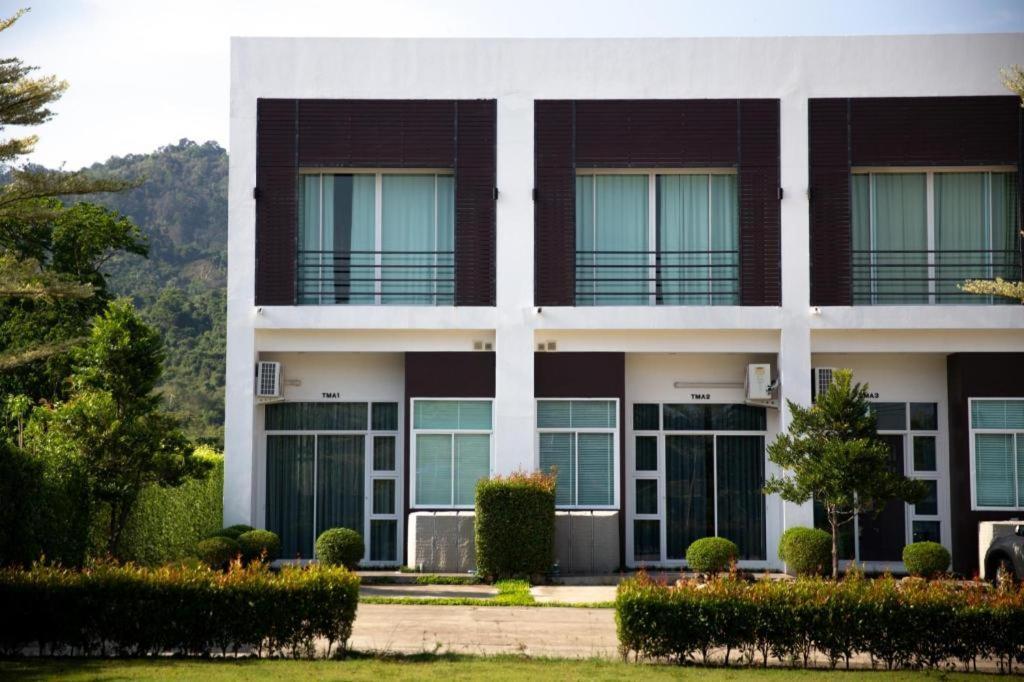 Royal Hills Golf Resort & Spa Nakhon Nayok Exterior foto